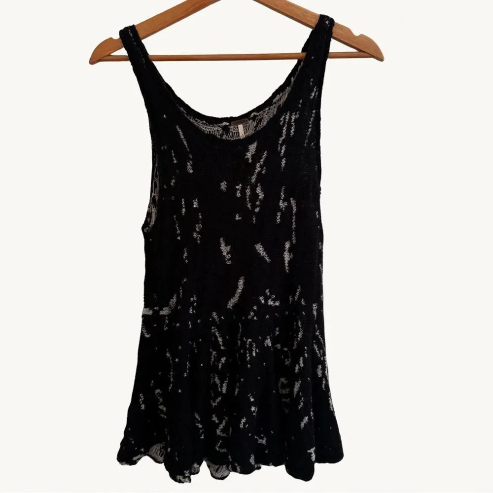 Free People side by side knit peplum tank top size Small Black White Festival